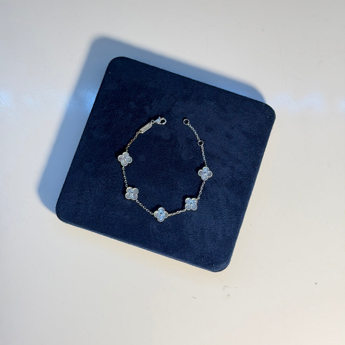 Clover Bracelet - White Gold size 10mm