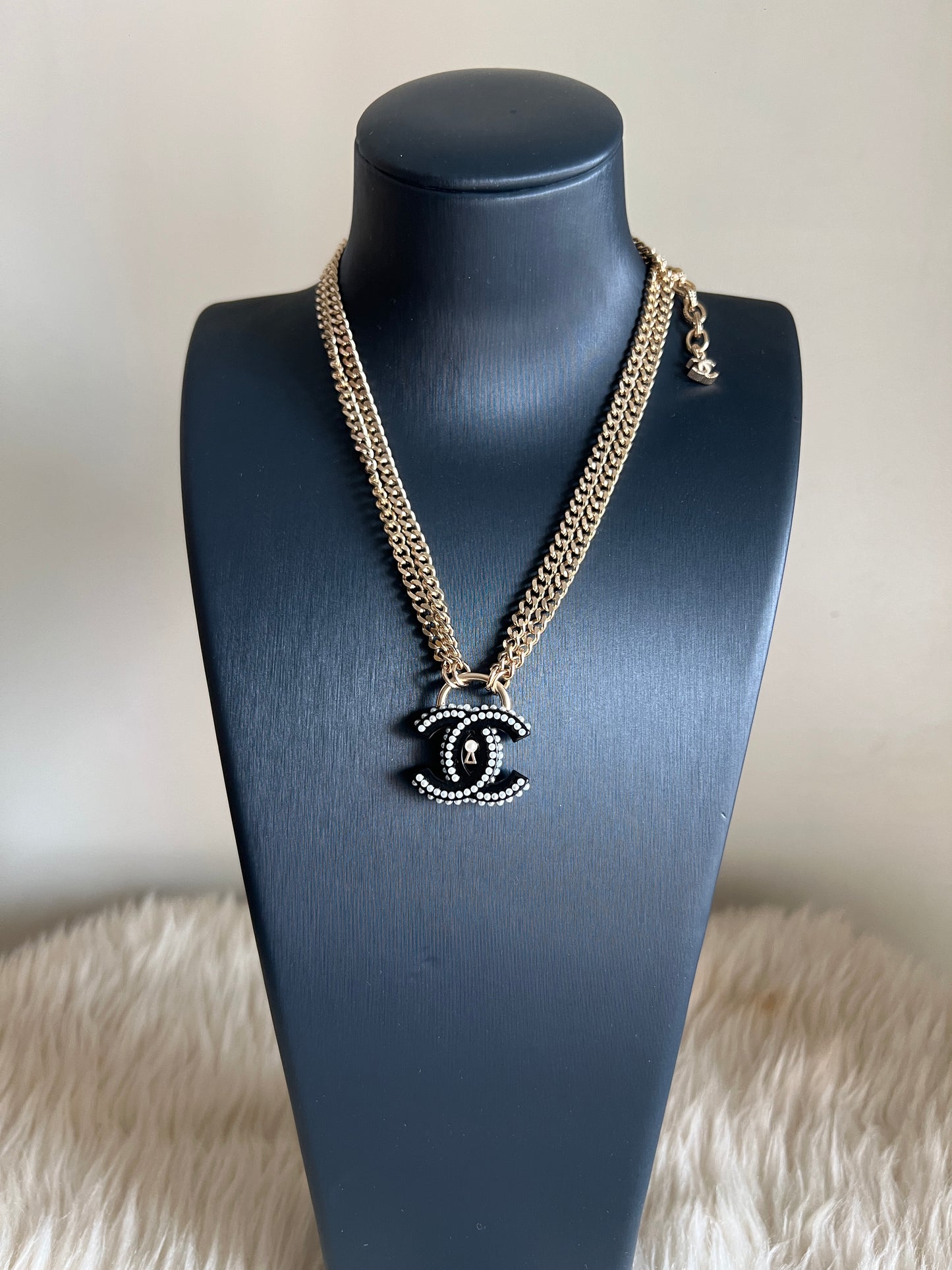Laysah Necklace