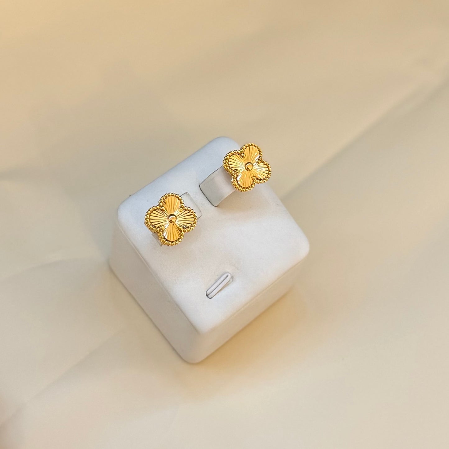 Alhambra Gold Color Earring