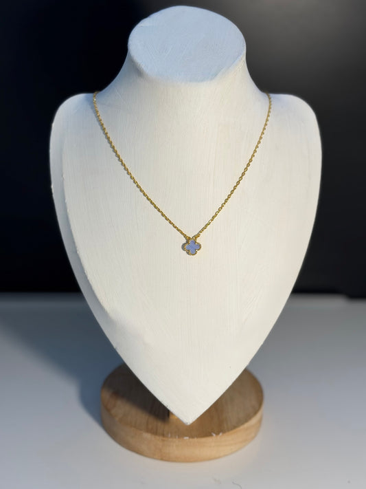 Centered Clover Necklace - Chalcedony Gold tone size 10mm