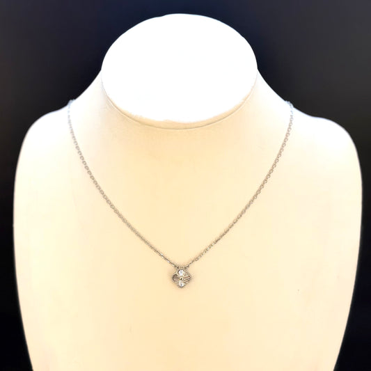 Alhambra Necklace