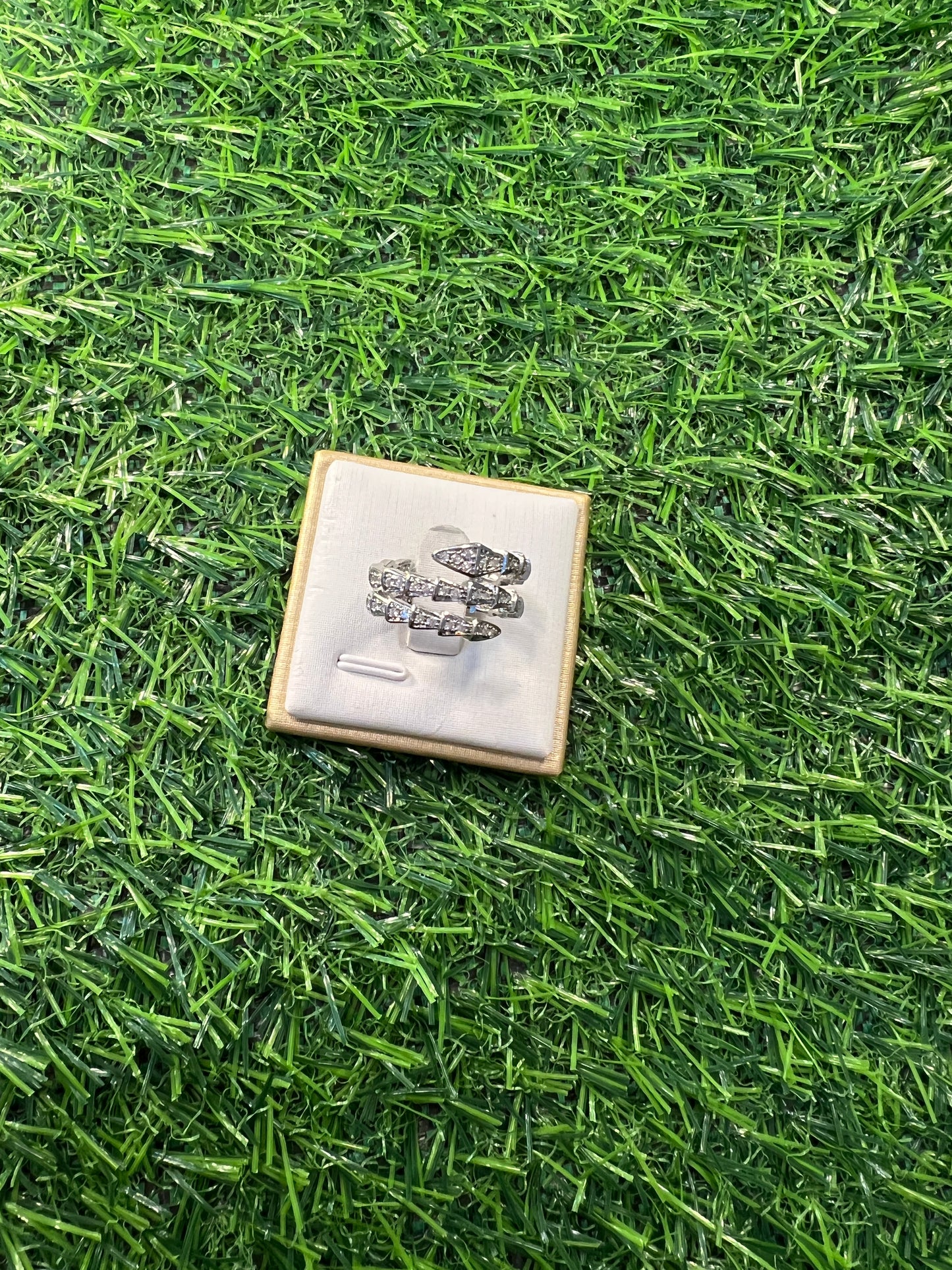 Rawiyah Ring