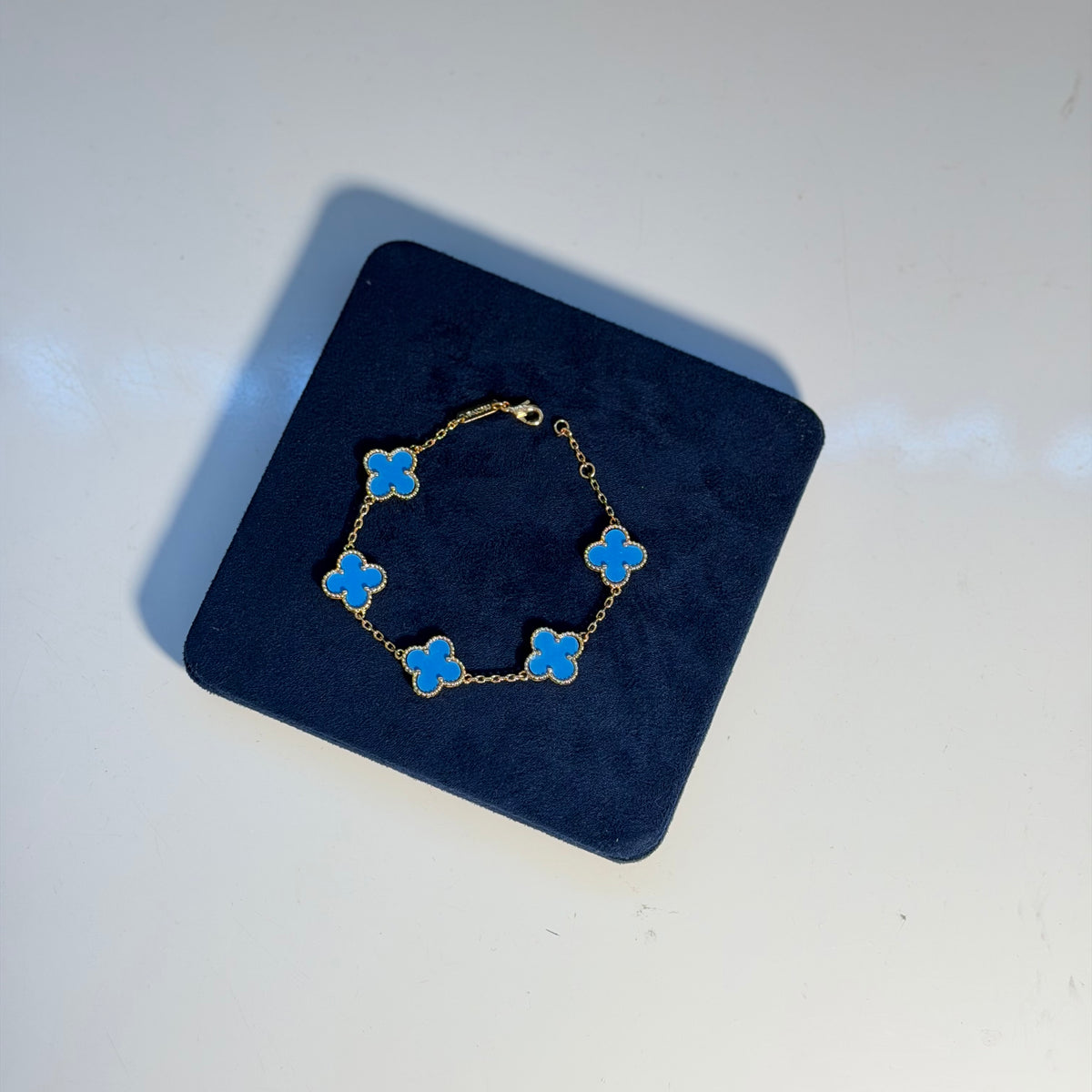 Clover Bracelet - Blue Agate Gold tone size 10mm