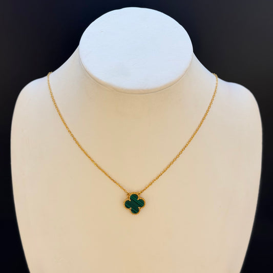 Clover Necklace 15mm — Green Malachite
