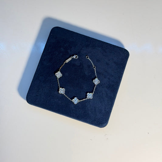 Clover Bracelet - White Gold size 10mm