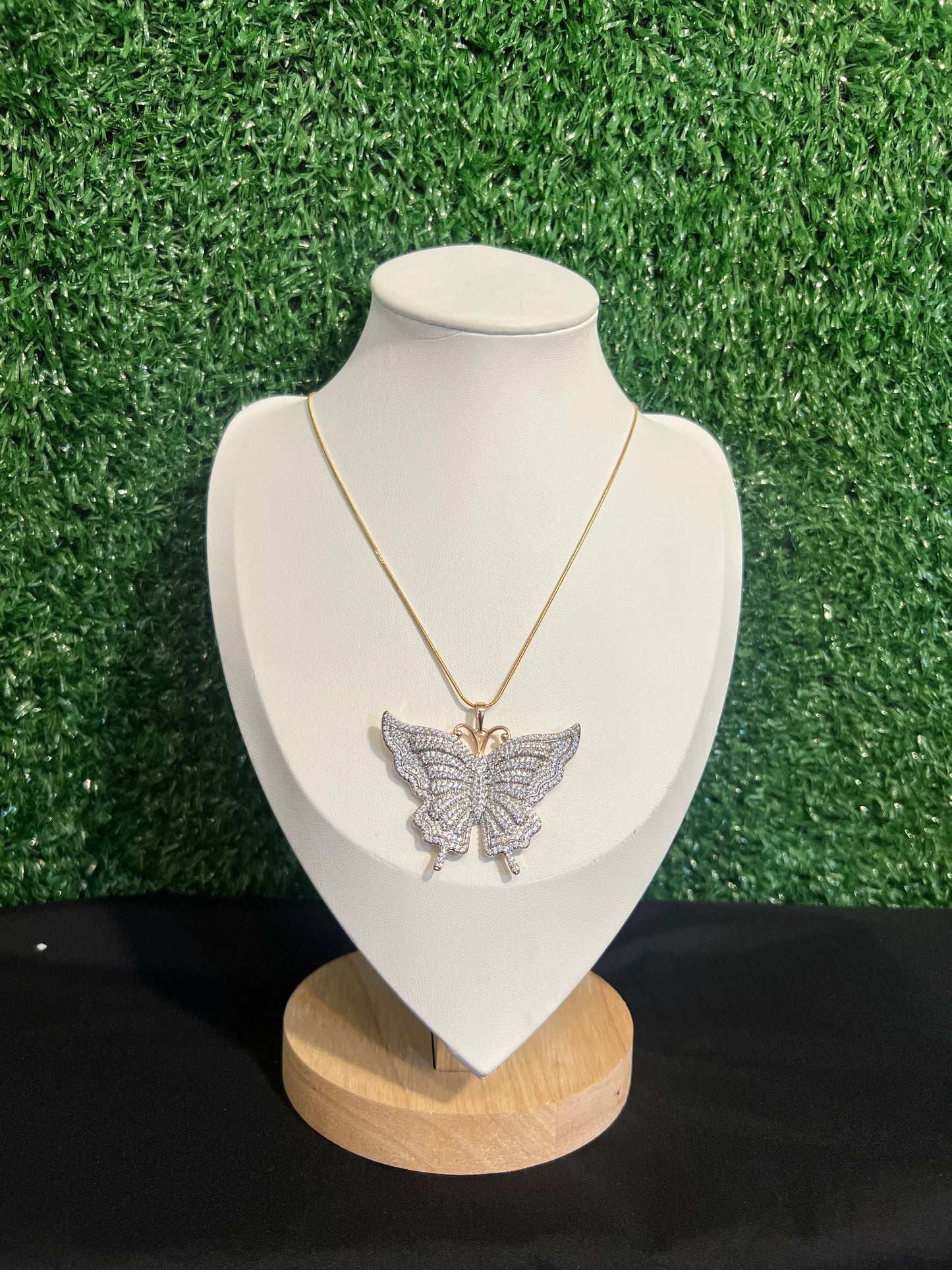 Samra Necklace