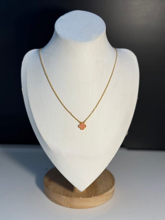 Pink Clover - Centered Necklace size 10mm