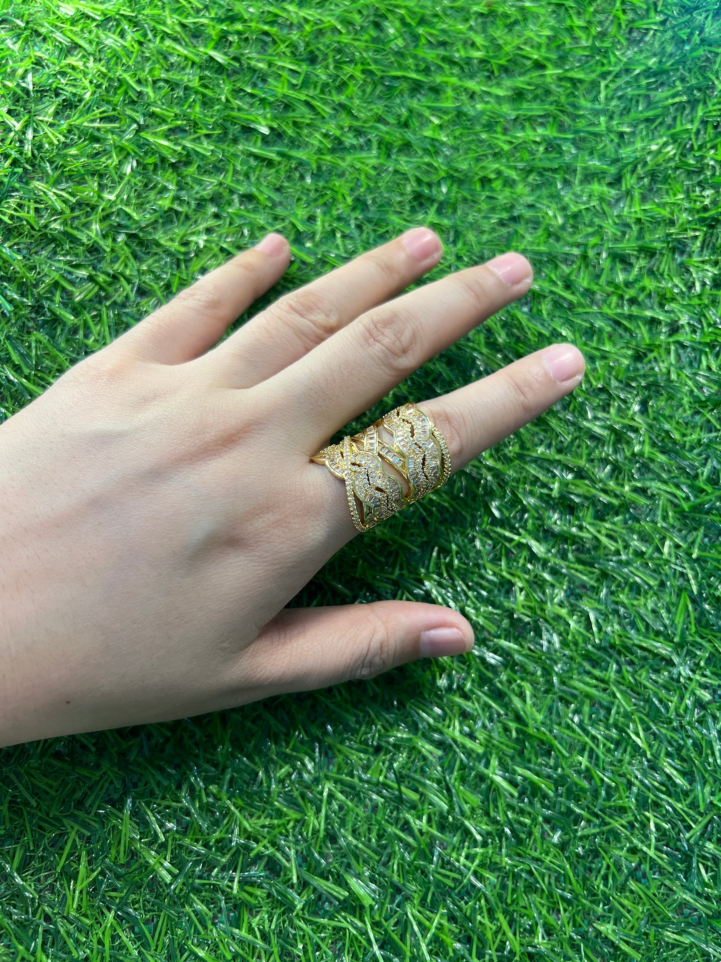 Nadia Ring
