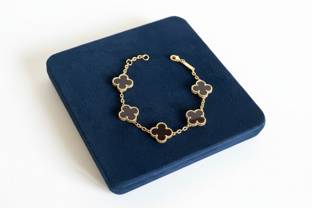 Alhambra Carnelian Bracelet