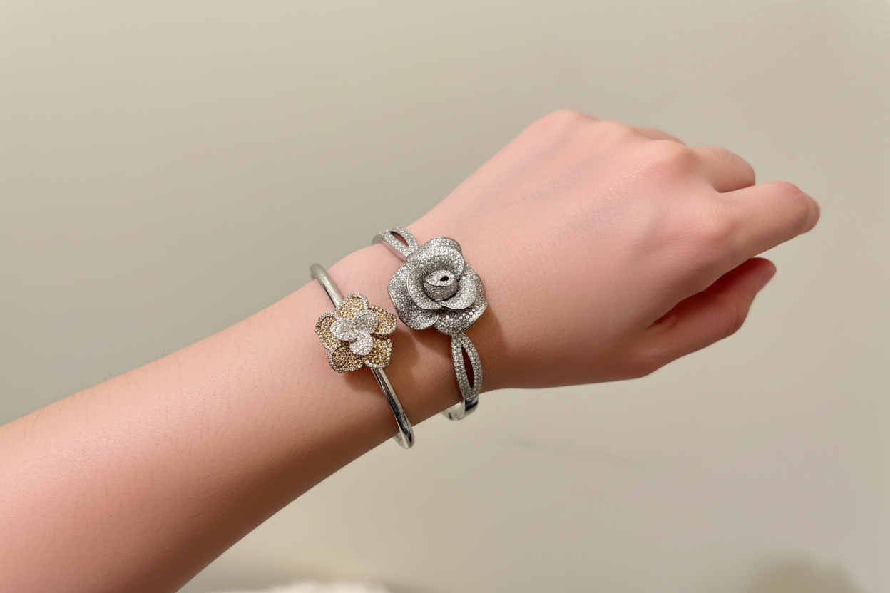 Flower bangle